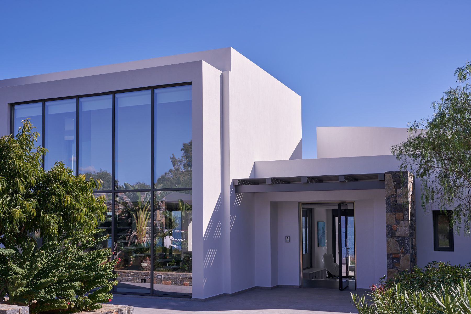 Ismene villa photo.
